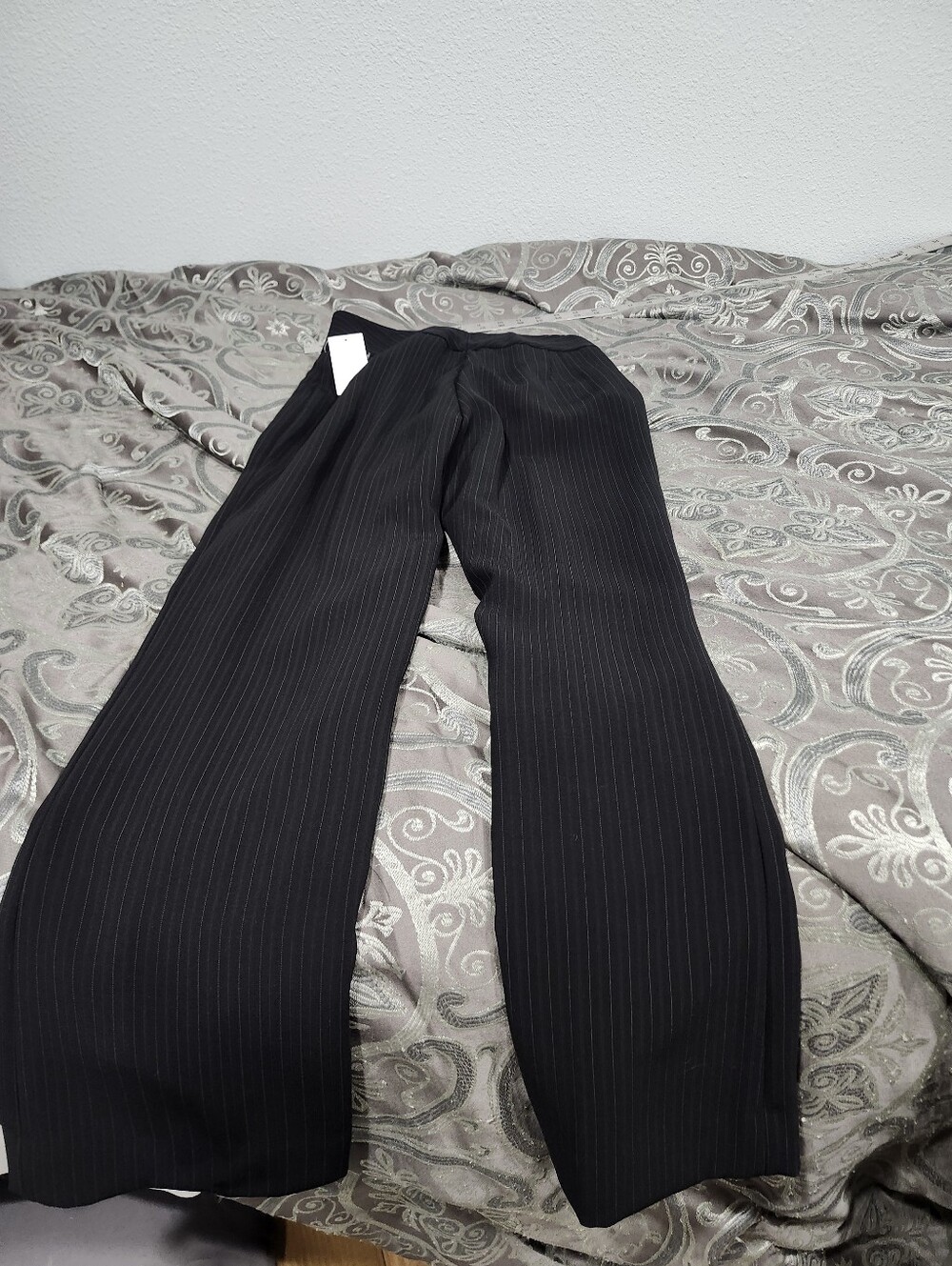 Tahari Arther Levine Tailored Black Pinstripe Women's Blazer & Trouser Suit 0P - Picture 14 of 14